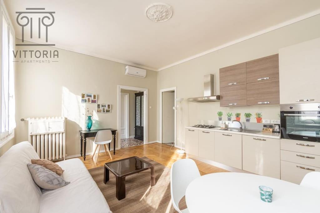 Vittoria Apartments: Viale Dante Βιτσέντζα Εξωτερικό φωτογραφία