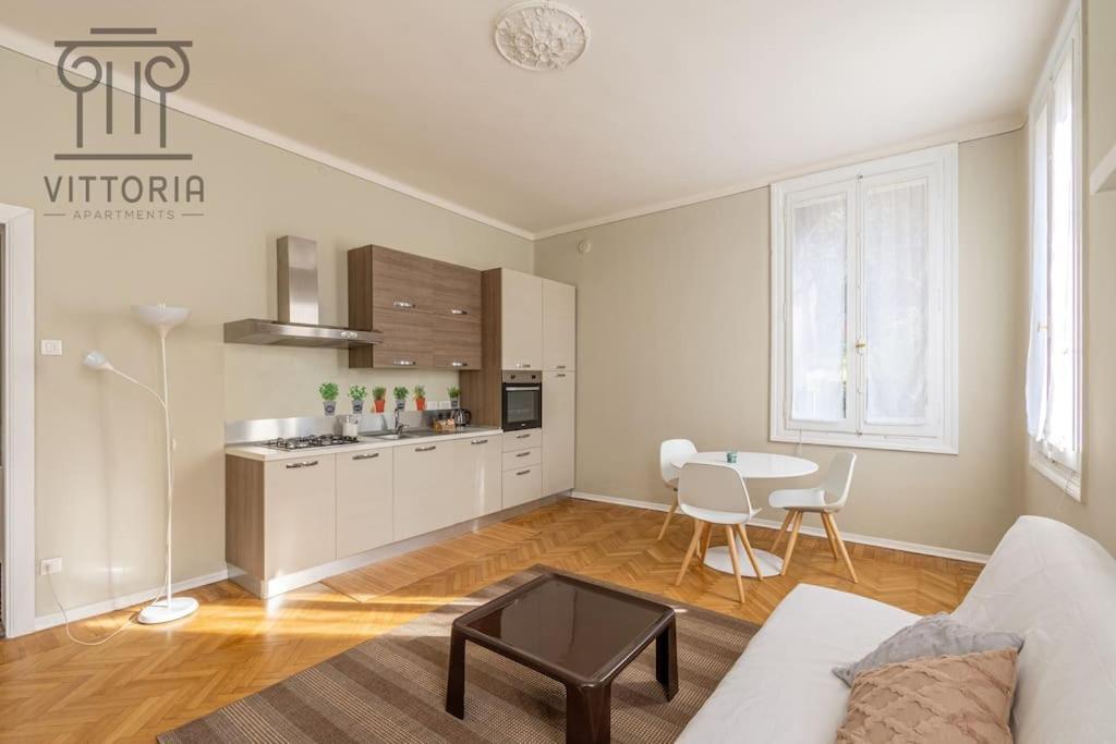 Vittoria Apartments: Viale Dante Βιτσέντζα Εξωτερικό φωτογραφία